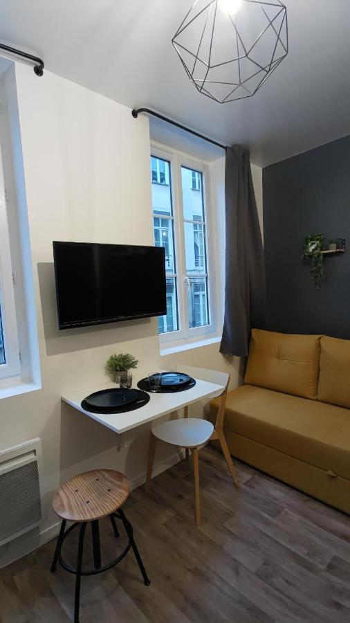 Studio Confortable Au Coeur De Rouen Kültér fotó